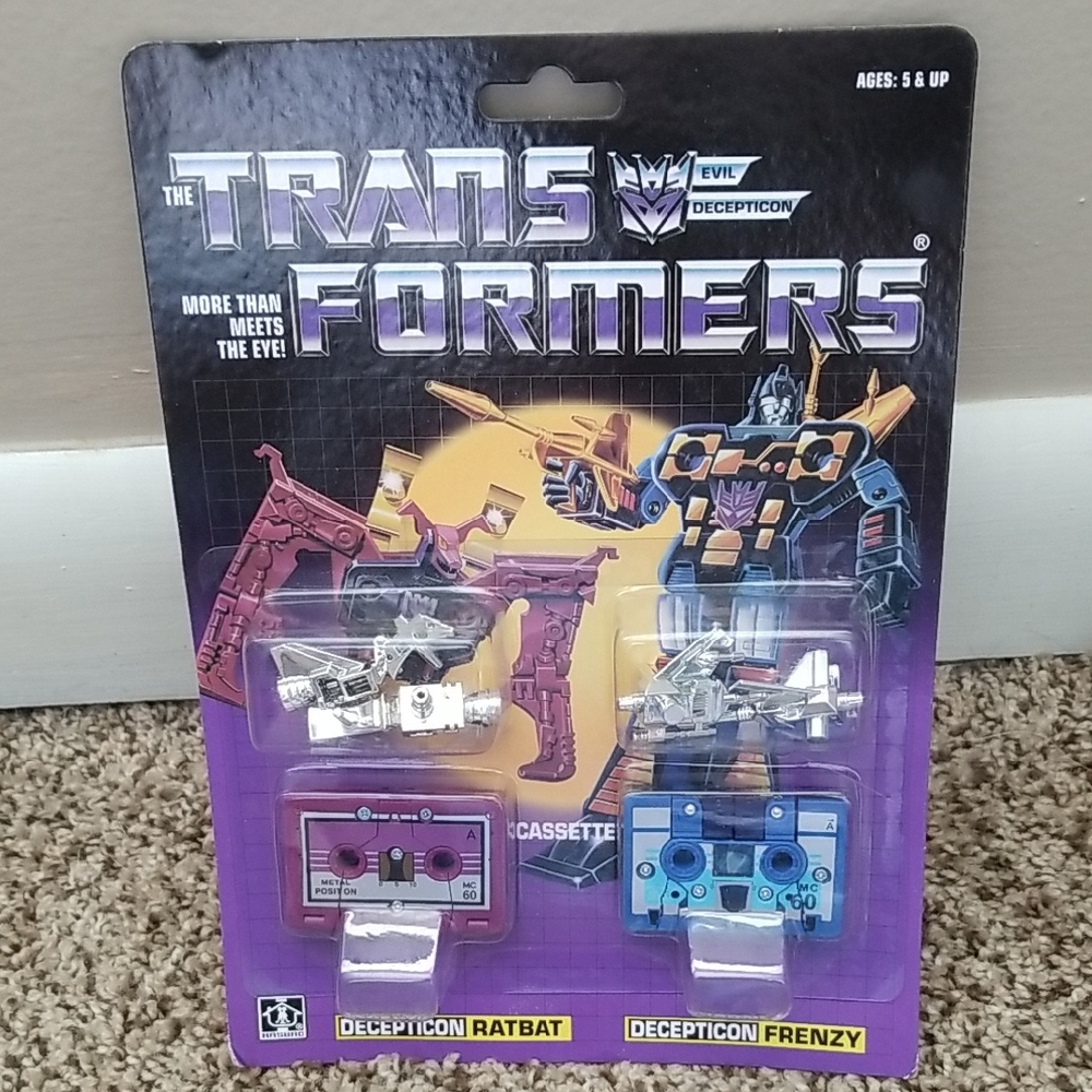 Transformers Decepticon Ratbat and Frenzy Set G1 Soundwave NEW.